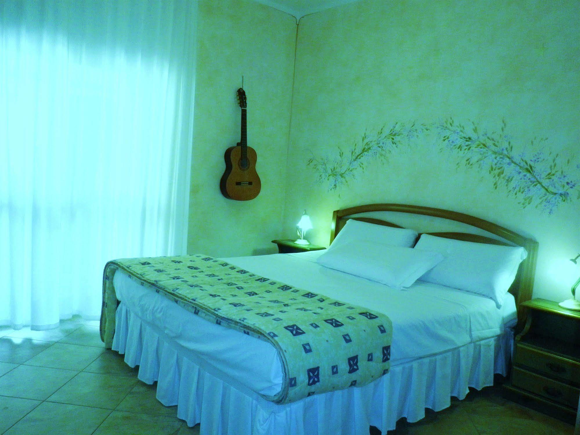 Elisart Guest House อาลเกโร ภายนอก รูปภาพ