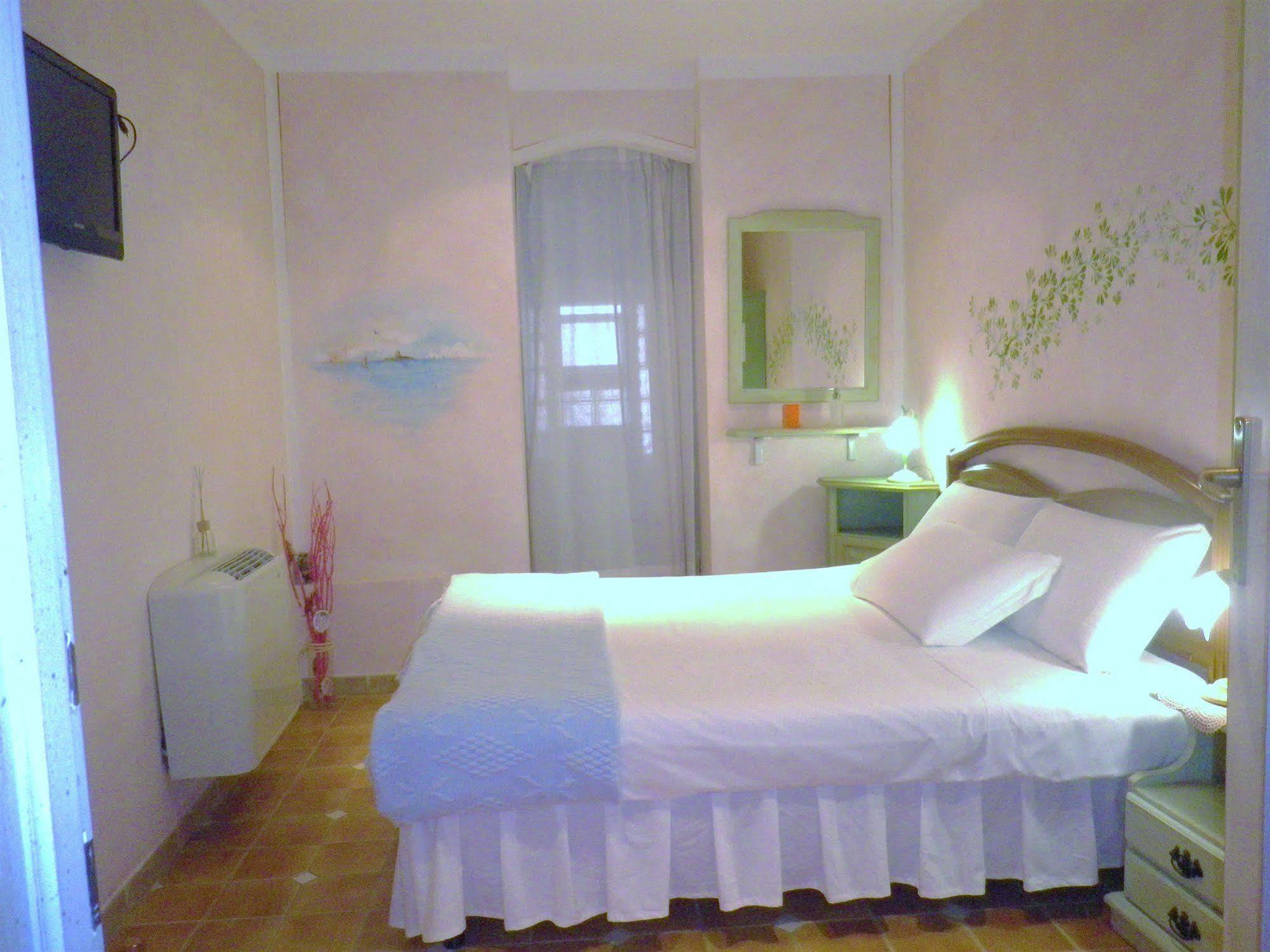 Elisart Guest House อาลเกโร ภายนอก รูปภาพ